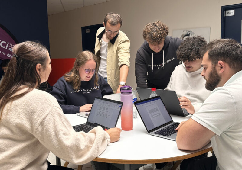 Recruter et former vos alternants : un accompagnement sur mesure pour les entreprises