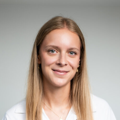 <Emilie GAVARD-GONGALLUD